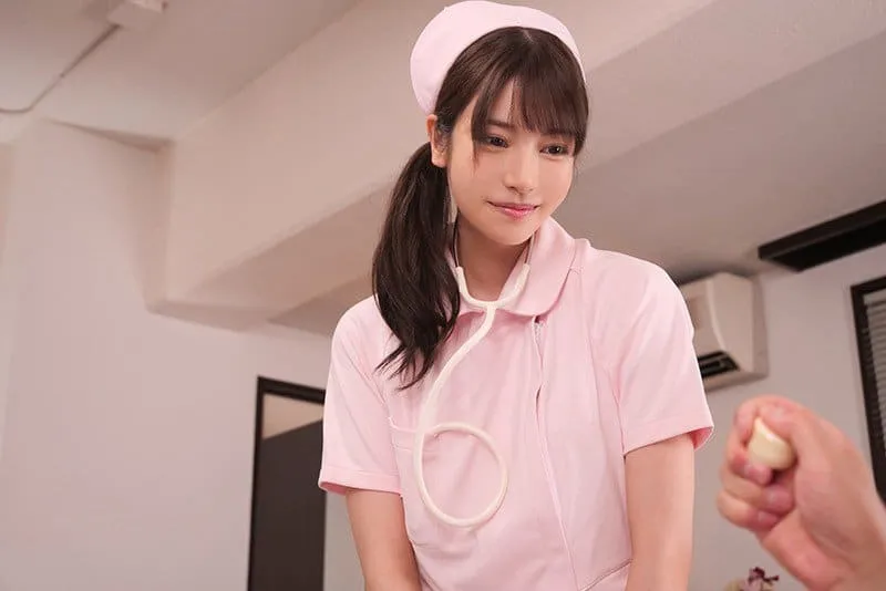 Dịch vụ bắn tinh vào miệng của nữ nhân viên chăm sóc karen kaede