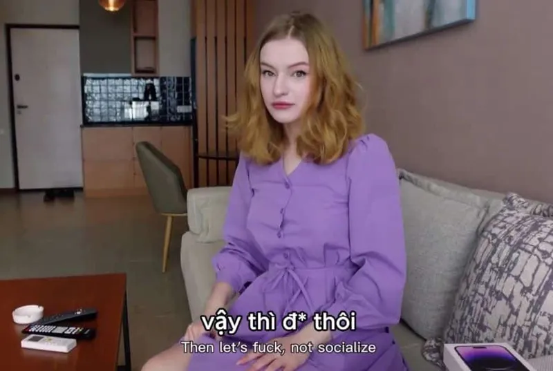 Tặng cô bạn gái ngoài công viên cái iphone rồi dẫn về dí phê cc